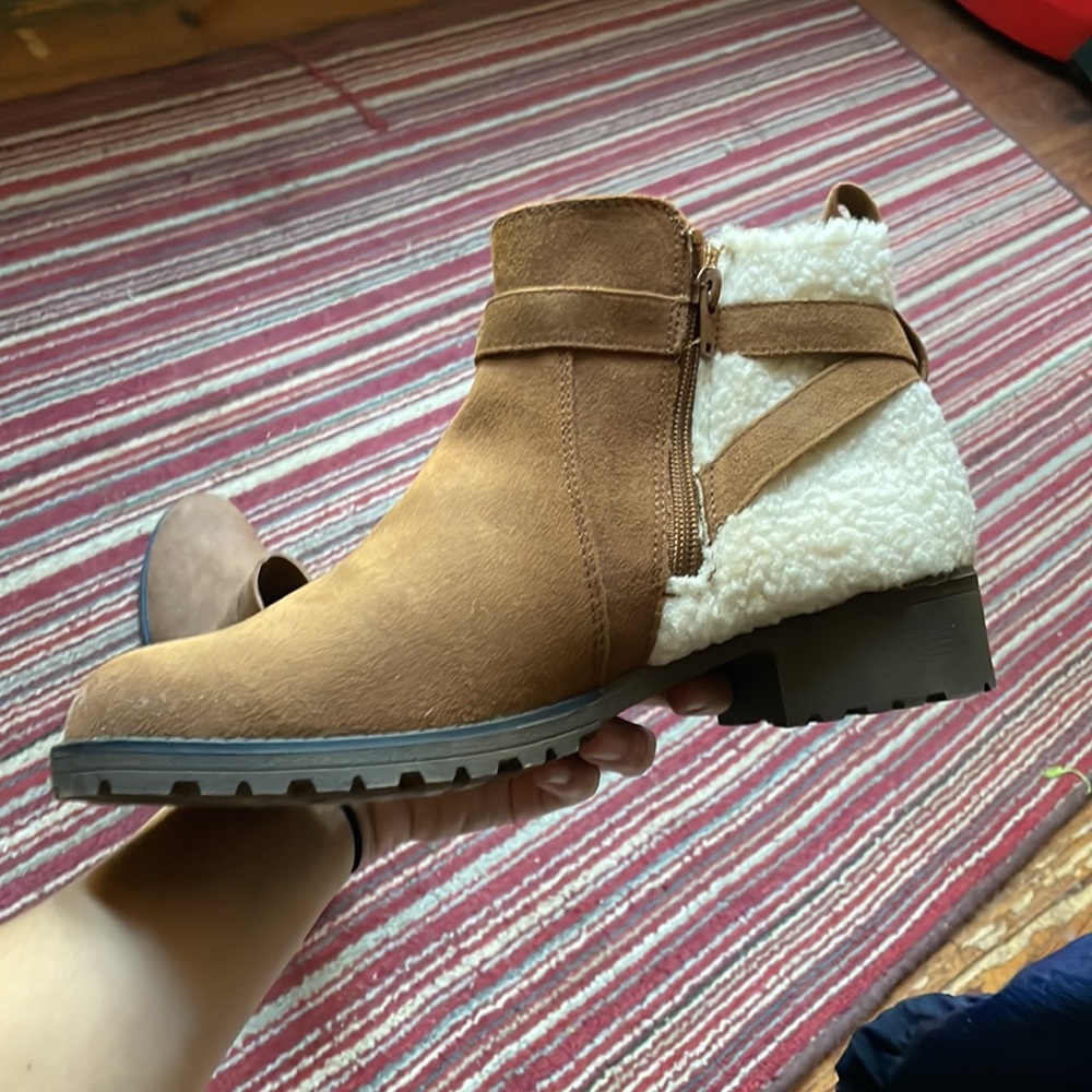New booties - Picture 2 of 6